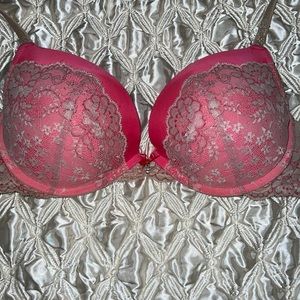 Victoria Secret 38C bra